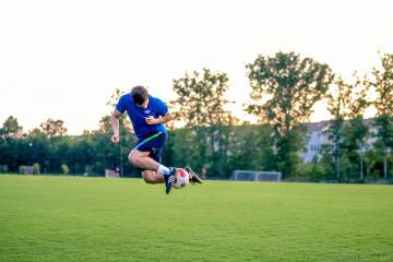 aespa成员柳智敏、金旼炡现身世界杯，为韩国队现场助威（配图示意）